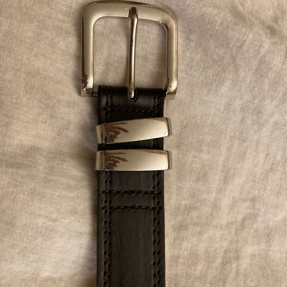 Men’s size 40 leather belt